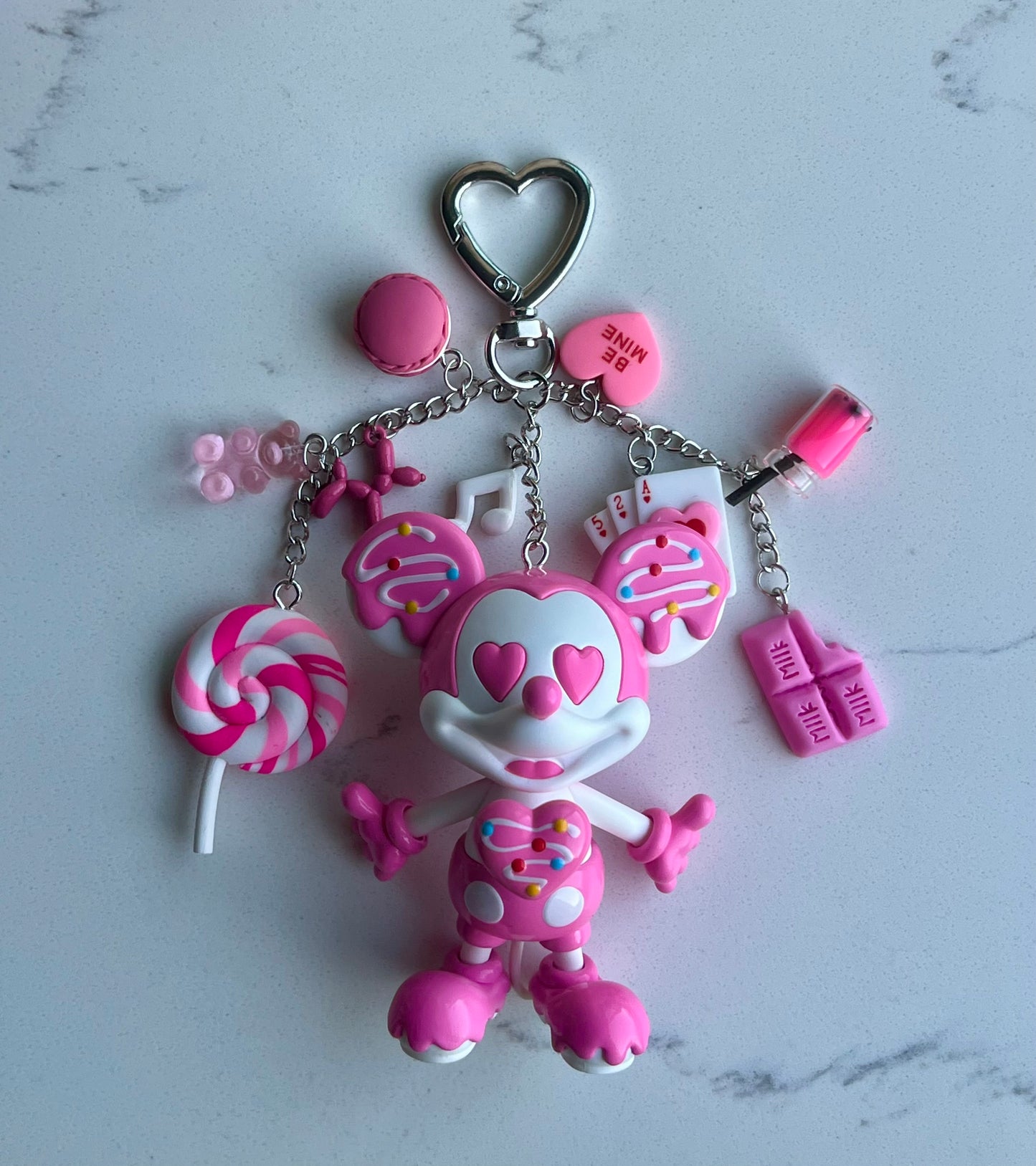 D I S N E Y M I C K E Y Childhood of Boundless Imagination Keychains