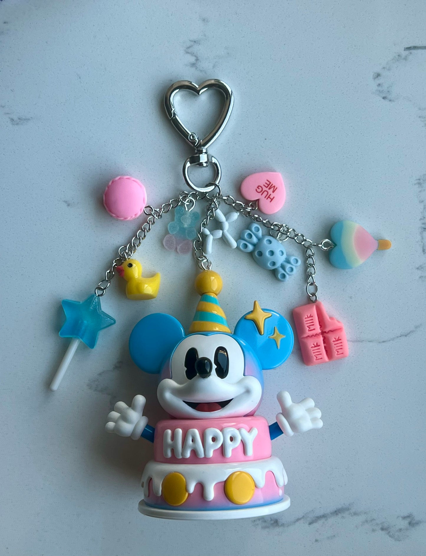 D I S N E Y M I C K E Y Childhood of Boundless Imagination Keychains
